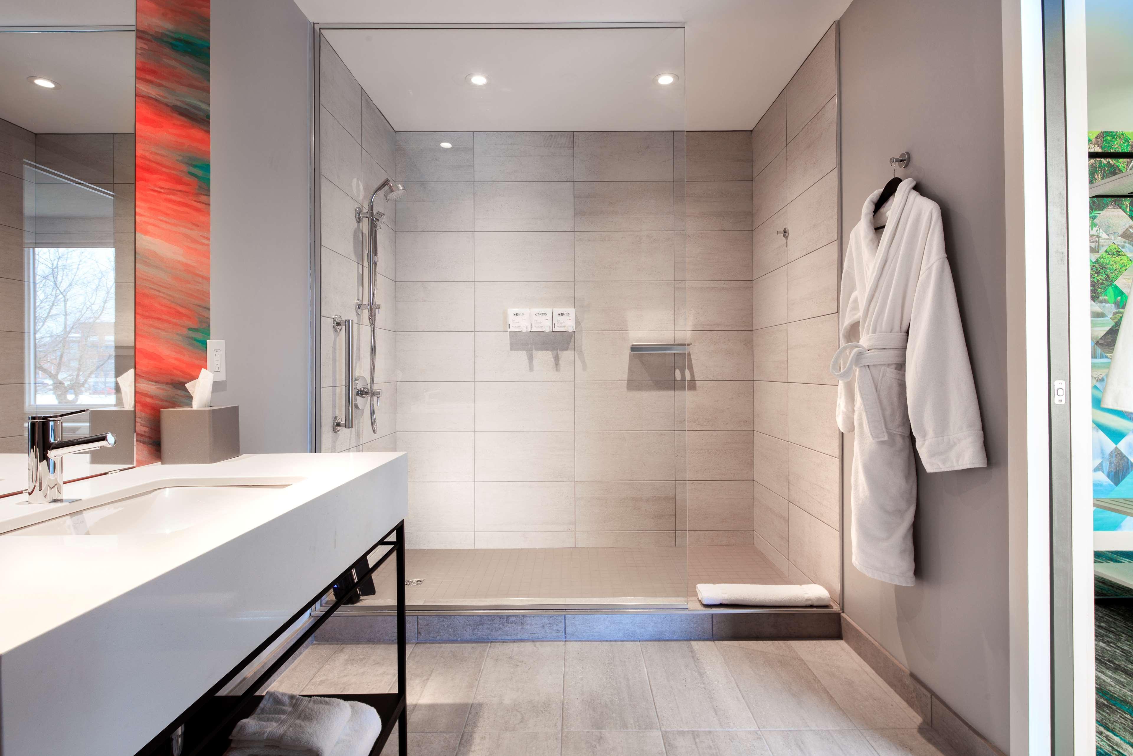 Canvas Moncton, Tapestry Collection By Hilton Екстер'єр фото